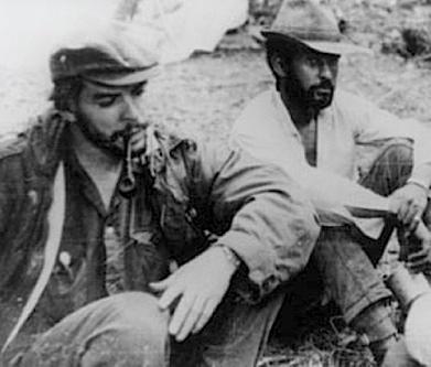 Ο Βιγιέγας με τον Τσε στη Βολιβία, 1966.